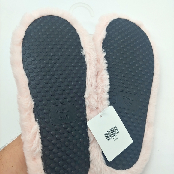 NWT 《 Rooted Soul 》 Blush Pink Soft Plush Faux Fur Slide Sandals Slippers 5/6 - Picture 5 of 5